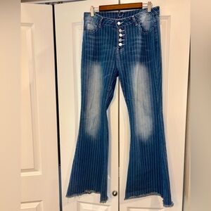 Vintage Feel Striped Flare Jeans